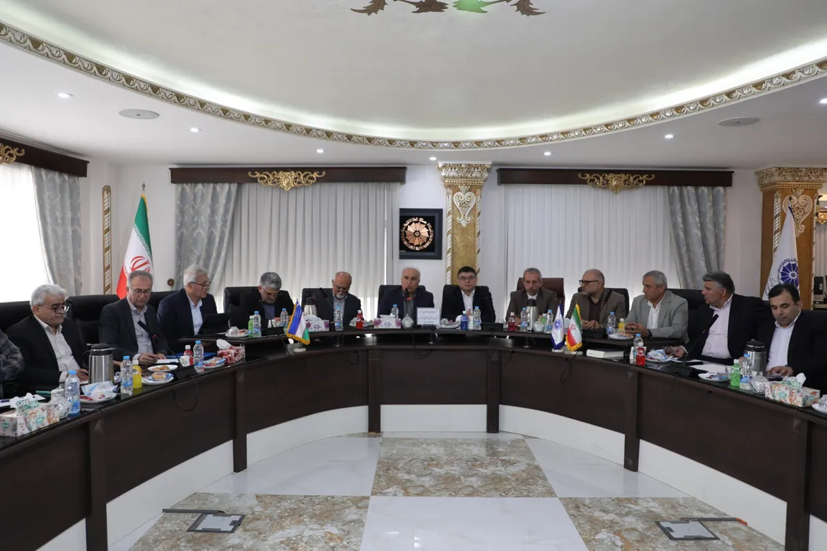 ضرورت تسهیل مبادلات اقتصادی بین دو کشور ازبکستان و ایران