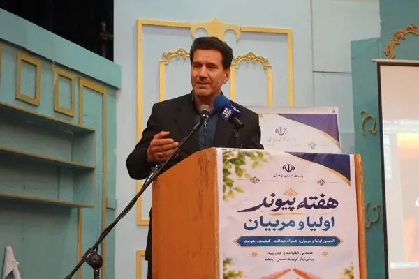 آسیب‌های اجتماعی دانش‌آموزان در تاکستان ۳۰ درصد کاهش یافت