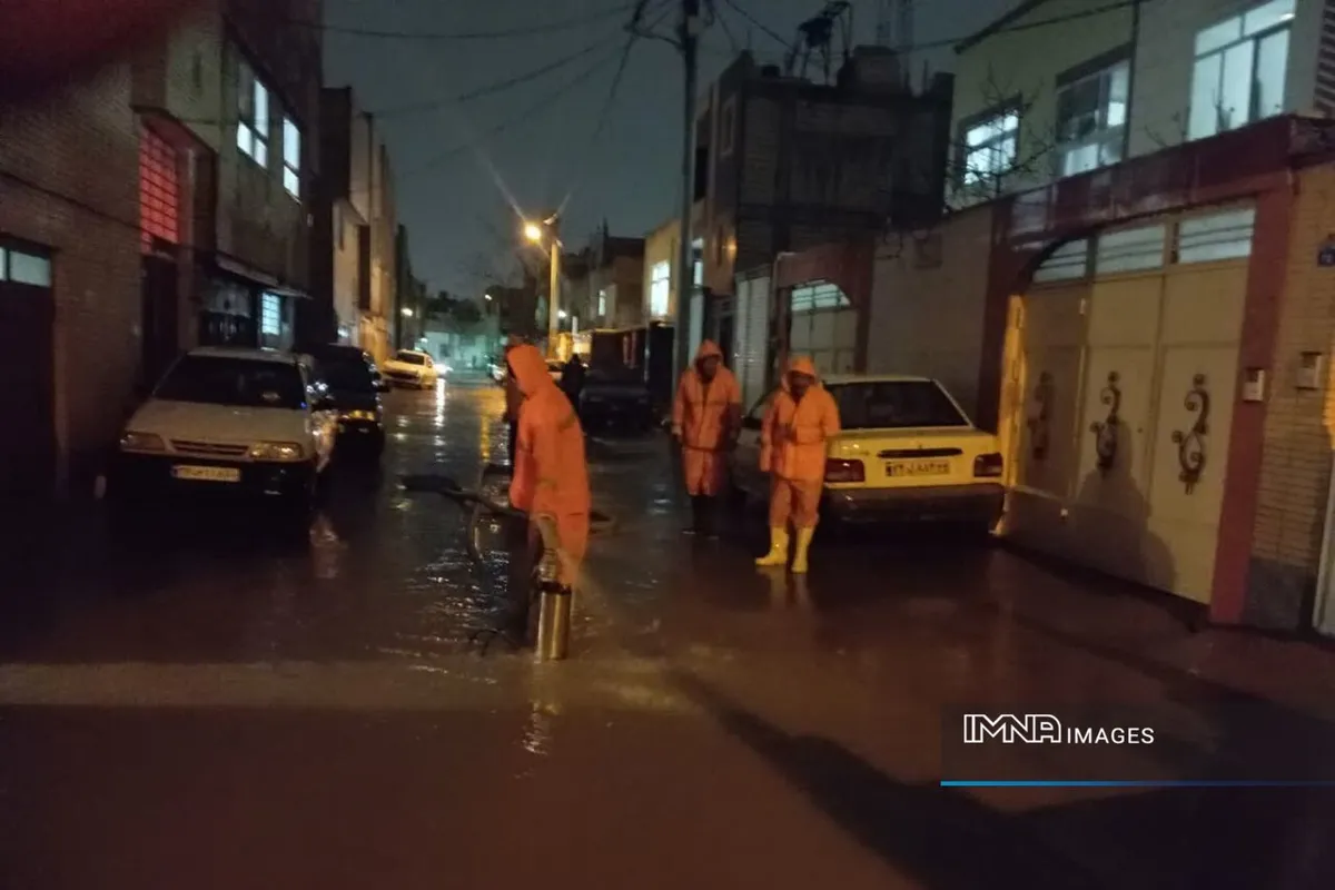 آغاز بررسی خسارتهای بارندگی در ایذه