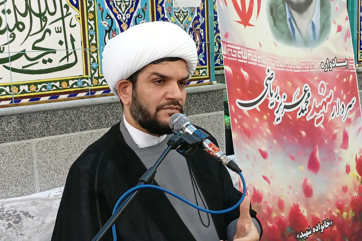 حجت الاسلام نورزاد: ادامه راه شهدا با ولایت‌ و خدمت به مردم ممکن است