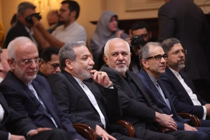 عراقچی: پس از جنگهای اخیر، منطقه مانند گذشته نخواهد بود/همسایگان رقیب نیستند؛ شرکای اصلی ایران برای آیندهای صلحآمیزند