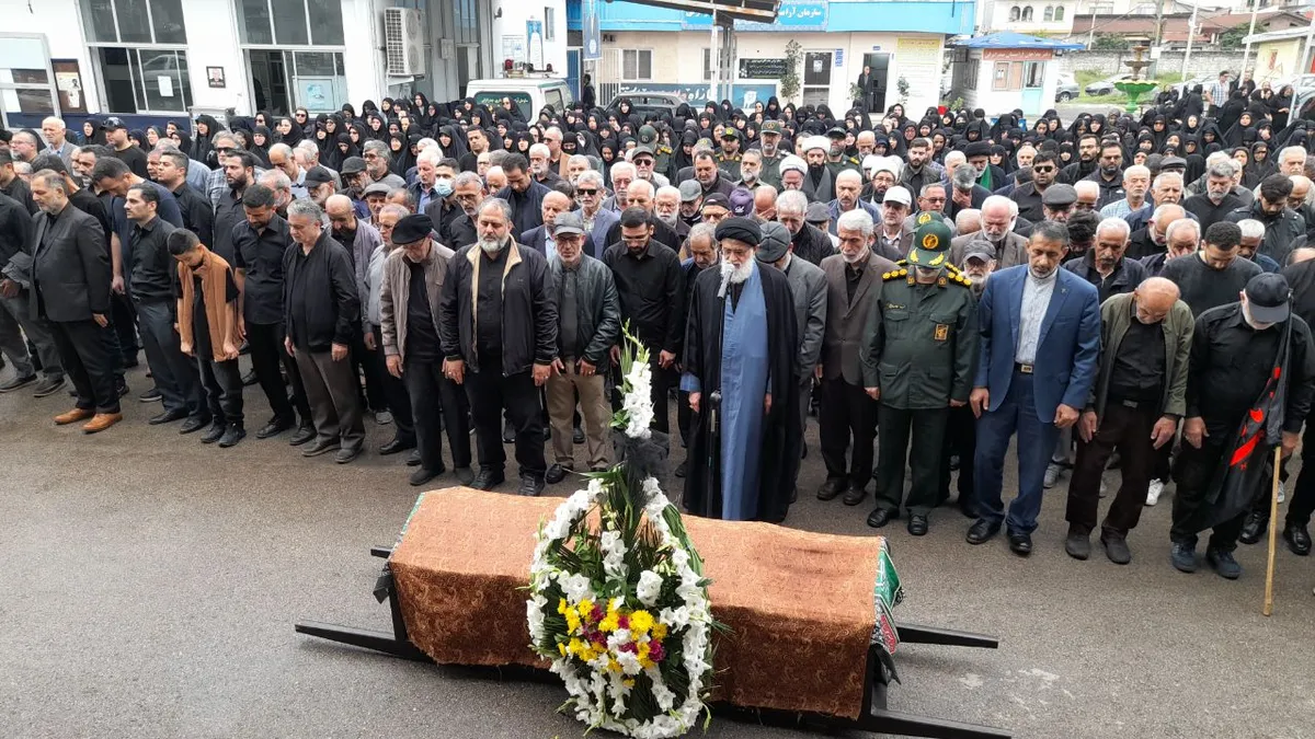 درگذشت مادر شهید هویت طلب در بندرانزلی