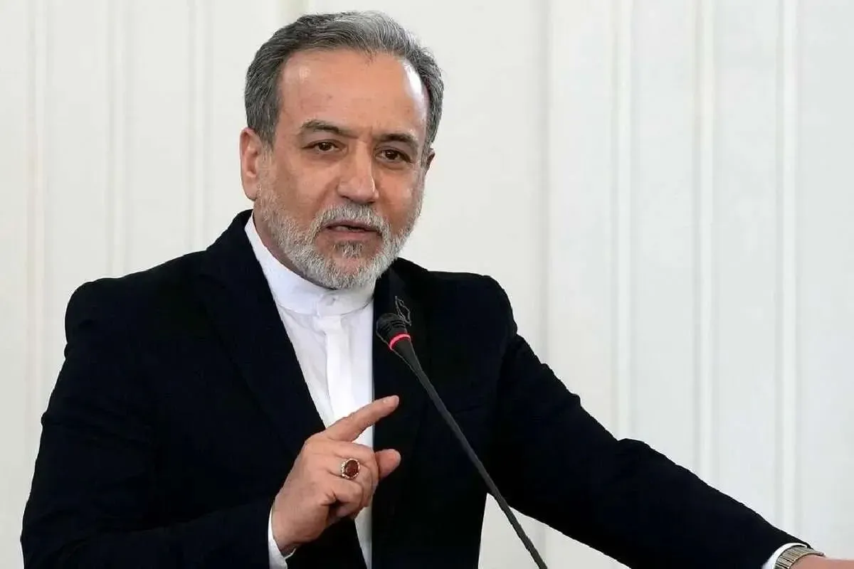 پاسخ عراقچی به اظهارات مکرون در مورد علت ناآرامیها در فرانسه: زمانی زمینه را برای این وضعیت فراهم کردید که به ترامپ اطمینان دادید از جنایات علیه ایرانیان استقبال میکنید/ دیگر برای فرافکنی و مقصر دانستن جنگی که در ایجاد آن نقش داشتید، خیلی دیر شده