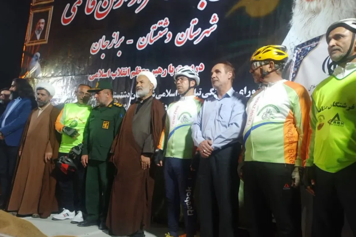 دوچرخه سواران برازجانی به مقصد میناب بدرقه شدند