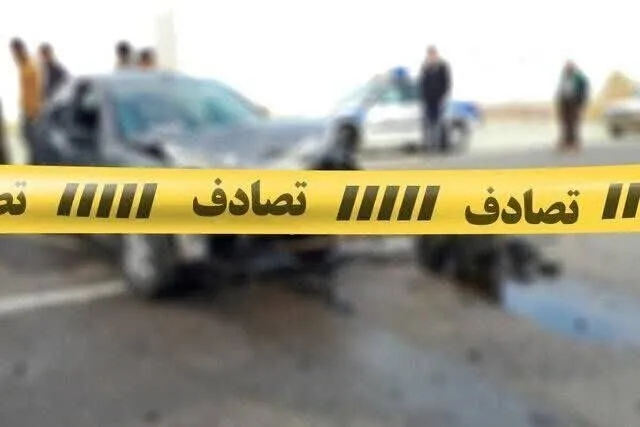 برخورد مرگبار خودروی پژو حامل اتباع غیرمجاز با تریلی در محور زاهدان - بم/ ۹ نفر جان باختند