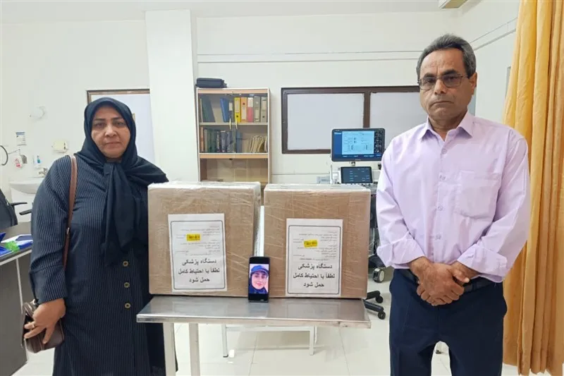 اهدا 2دستگاه پزشکی به بیمارستان توسط خانواده دانش‌آموز جانباخته کرمانی