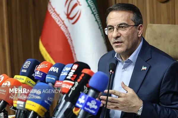 در جنگ ساختار ۱۱ وزارتخانه بازنگری شد؛ صرفهجویی احتمالی بیش از ۴۰۰همت