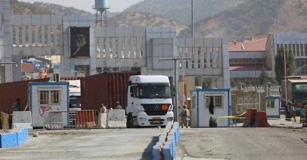 رد ادعای بلاتکلیفی کالا ها در گمرک باشماق مریوان
