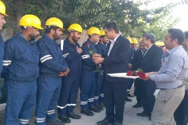 مدیرعامل توانیر پای درد دل سیمبانان کوهستانهای بویراحمد نشست