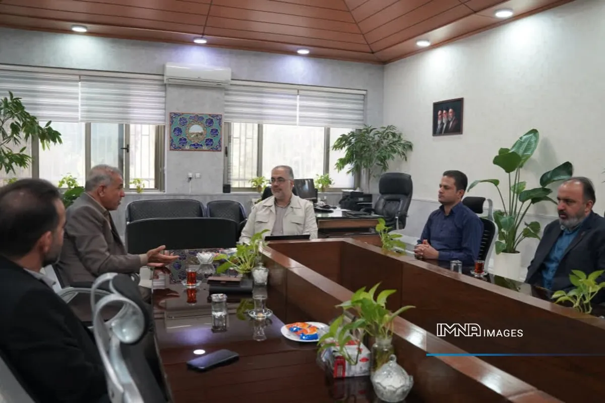 اطلاعات مکان‌مند دفن‌شدگان امامزادگان اصفهان به اپلیکیشن باغ رضوان اضافه می‌شود