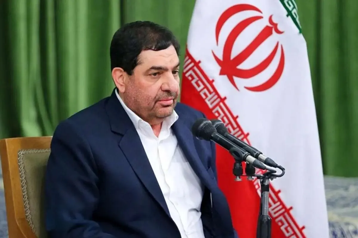 مخبر: جانشینی آیت الله مجتبی خامنه ای موجی از آرامش را در کشور ایجاد کرده است/ بمب های آمریکا در خود آمریکا منفجر شده است، حواس شان نیست