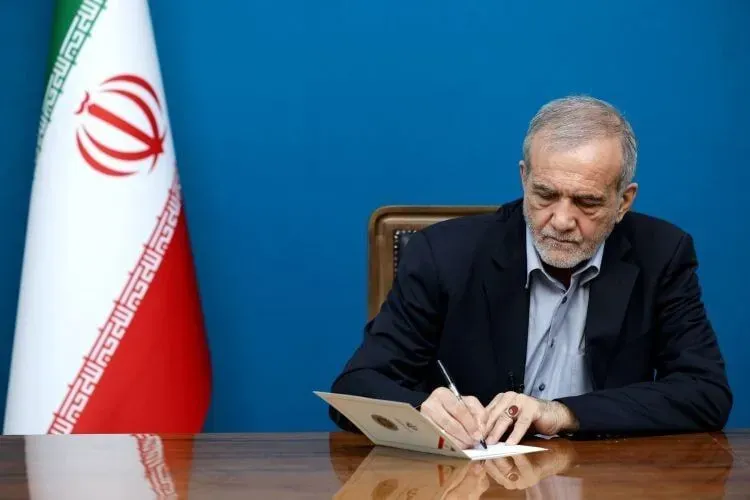 پزشکیان «قانون ملی توسعه هوش مصنوعی» را برای اجرا ابلاغ کرد
