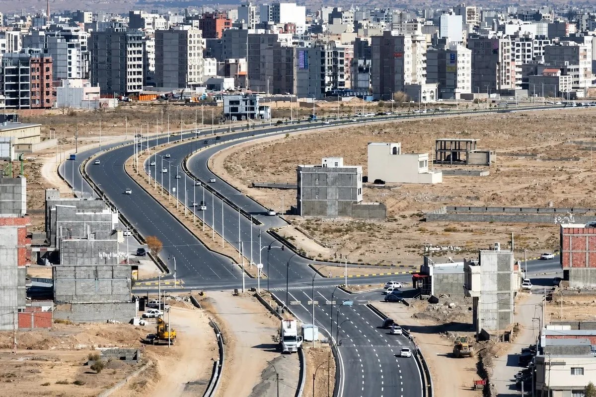 پایان گره ترافیکی شمال کرمان با افتتاح تقاطع شهدای خلبان
