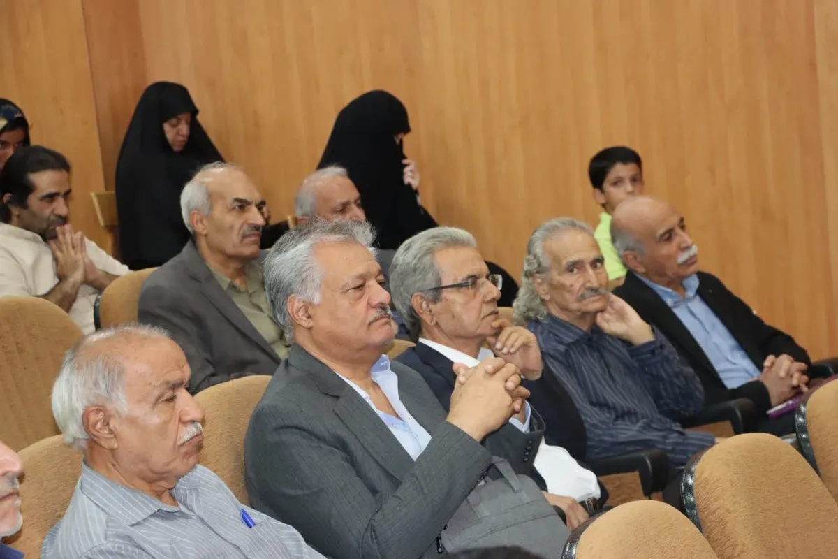 بزرگداشت شاعر عدالت و آزادی