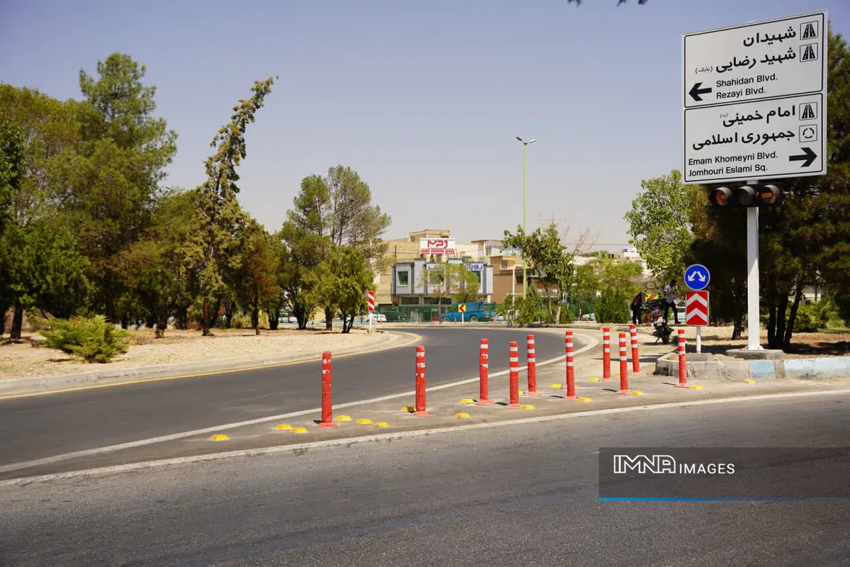 آغاز عملیات خاک‌برداری خیابان شهید عطایی در محله بابوکان/ افزایش عرض معبر به ۱۶ متر