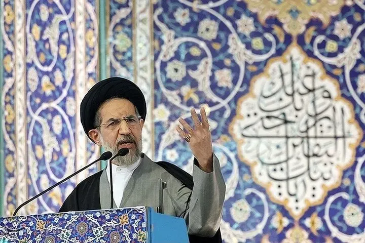 ابوترابیفرد، امام جمعه موقت تهران: از هر سخن، قدم و قلمی که کوچکترین آسیبی به وحدت وارد کند، باید پرهیز شود