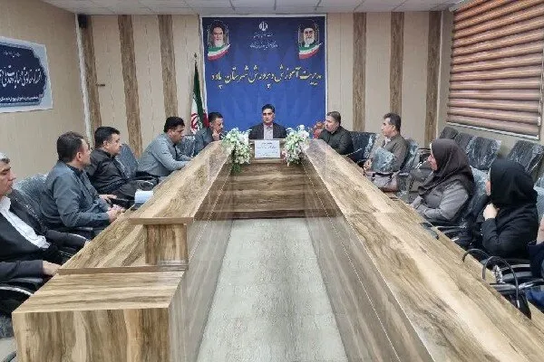 فرماندار پاوه: عدالت آموزشی در مناطق کمبرخوردار تقویت شود