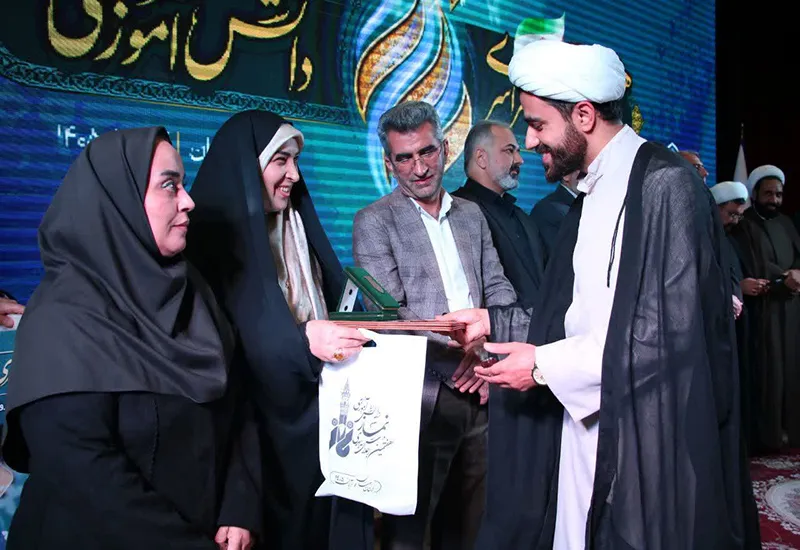 اعلام برگزیدگان اجلاسیه سراسری نماز دانشآموزی ودرخشش نمایندگان سمنان در جمع برترینهای کشور