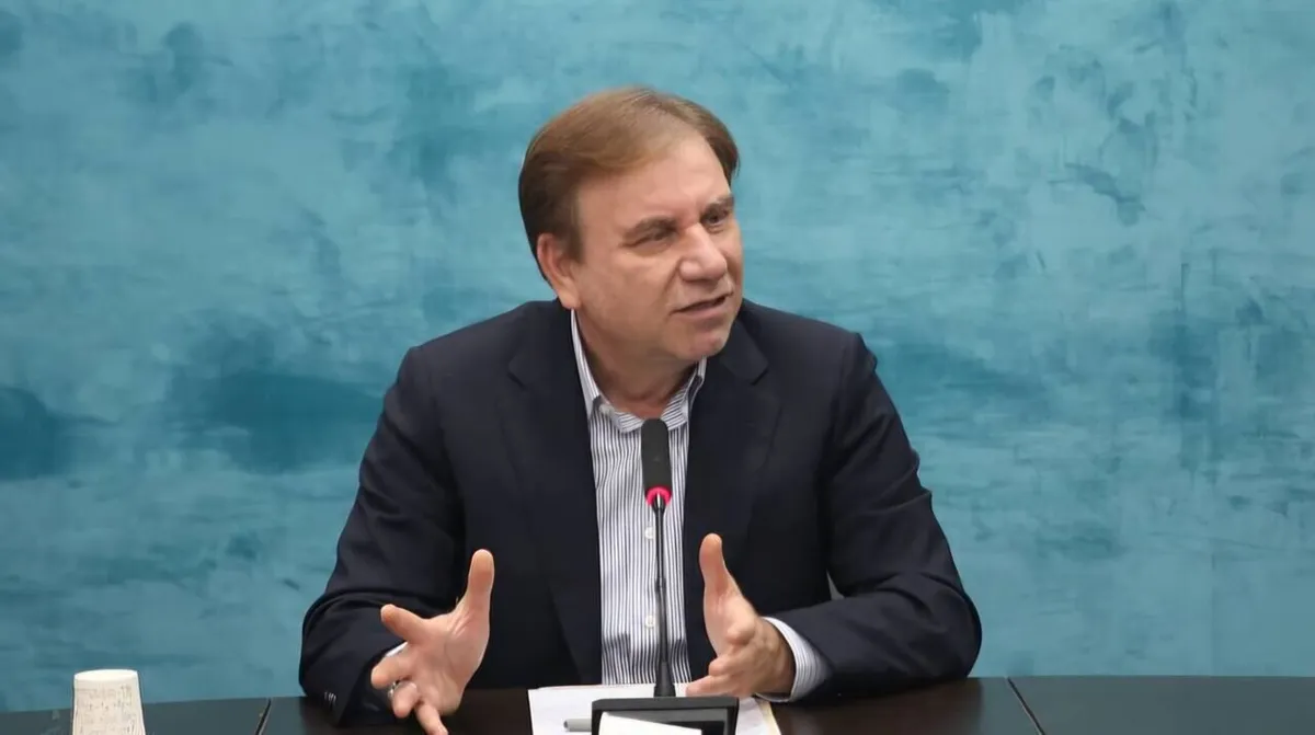 استاندار بوشهر: تجهیزات هوشمند برای مقابله با قاچاق سوخت توسعه مییابد