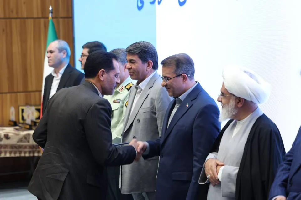 ۱۰ دستگاه اجرایی کرمان در جشنواره شهید رجایی برگزیده شدند