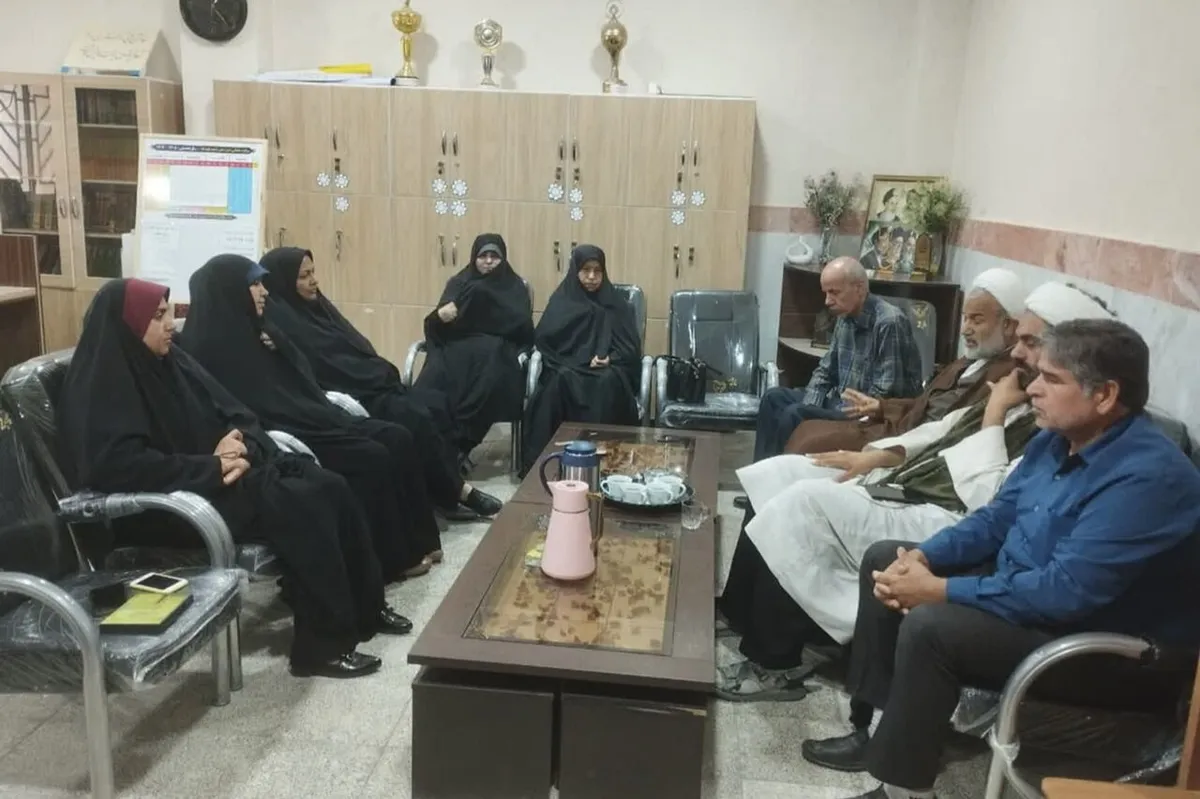 امام جمعه دشتستان: مدارس شاهد باید به الگوی تربیت دینی تبدیل شوند