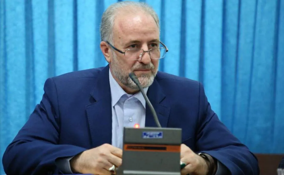 حفظ وحدت و ایستادگی در برابر دشمن ضروری است