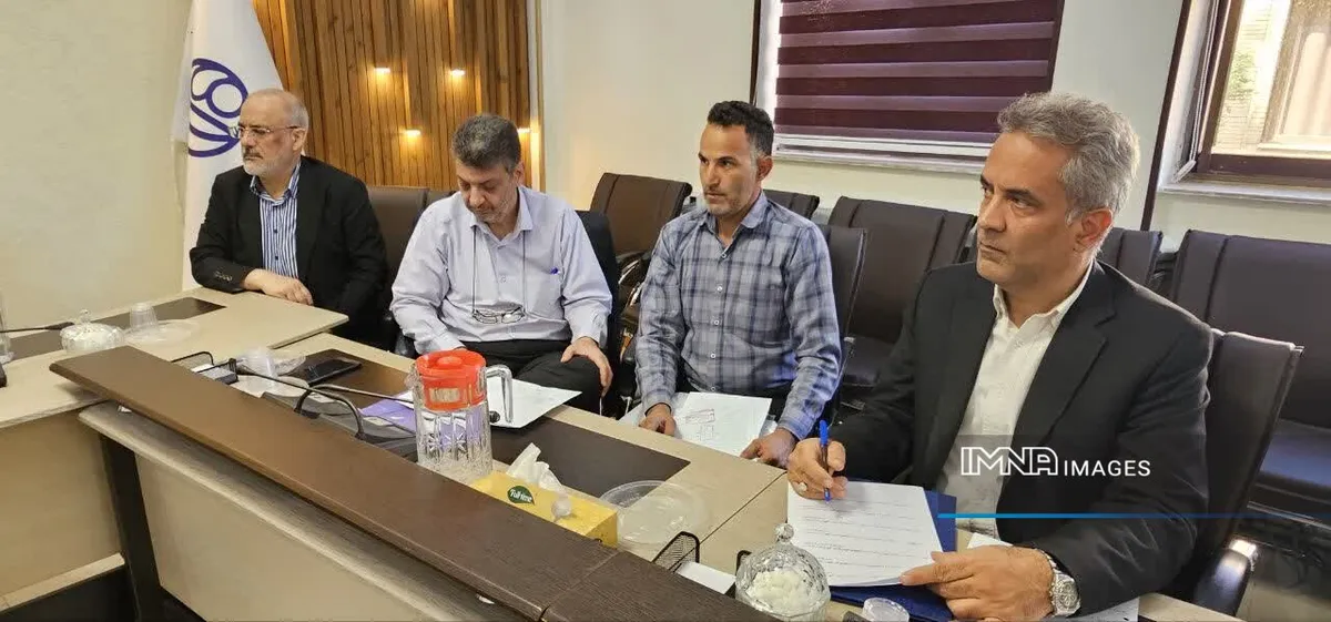 بررسی بیش از ۱۰ پرونده شهروندان در کمیته نظارتی منطقه ۴ اصفهان