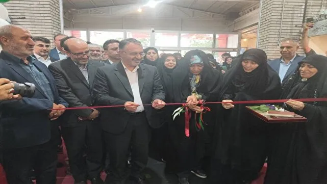 افتتاحیه رسمی پنجمین دوره نمایشگاه ملی پوشاک ایرانی اسلامی «گوهر شاد» در ارومیه