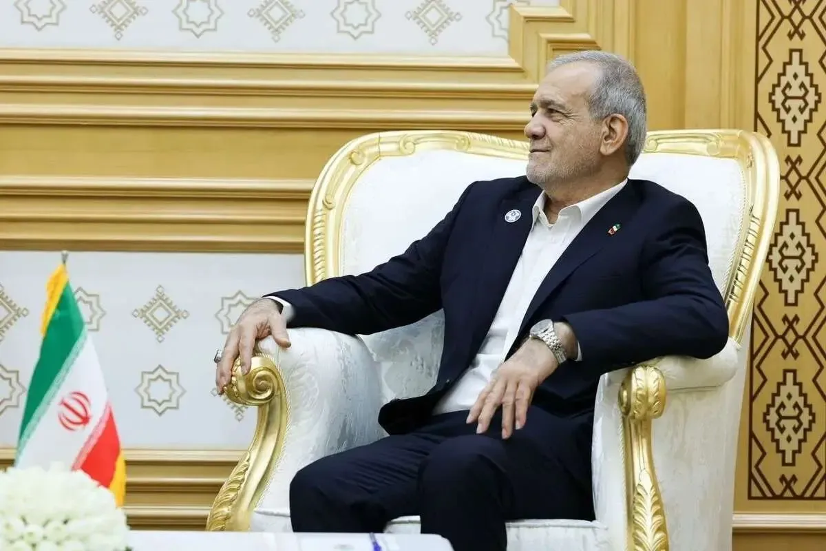 پزشکیان: در دیدار هفت ساعته با رهبری، پیشنهاد دادم گروهی مشخص شوند تا مسئولیت انتخاب مدیران و واگذاری مسئولیت‌ها را بر اساس لیاقت و شایستگی بر عهده بگیرند/ هر کسی بخواهد، می‌تواند از من انتقاد کند، اما آیا من مقصرم که وارث چنین وضعیتی هستم؟ در این شرایط باید چه کار کنم؟ به هر کسی می‌خواهی دست بزنی، 