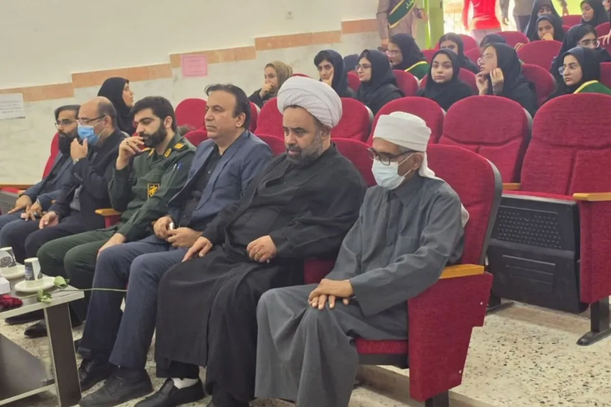 مراسم استقبال از شهید گمنام در سیراف برگزار شد