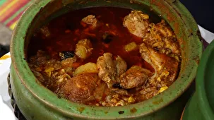 برپایی میز خوراک در خمام
