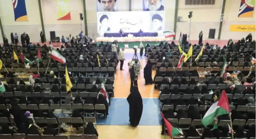 تجمع دختران حاج قاسم در دانشگاه یزد