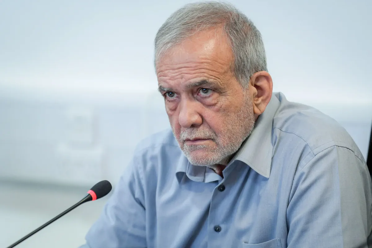 پزشکیان: باید آموزش ببینیم که اسراف نکنیم و به وطن خود عشق بورزیم