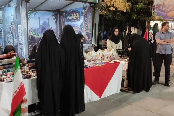 تداوم میدان هنر اصفهان با تمرکز بر رشتههای تخصصی صنایعدستی
