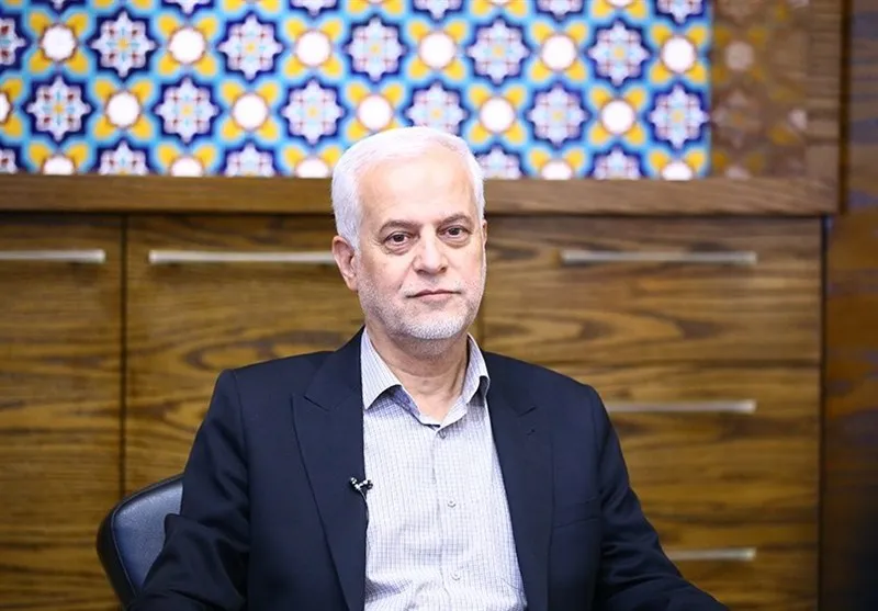 آرمان‌گرایی بدون شناخت واقعیات به نتیجه نمی‌رسد
