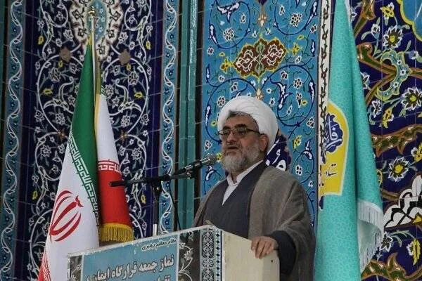 مکتب حضرت زینب(س) راه مقابله با تهاجم فرهنگی است