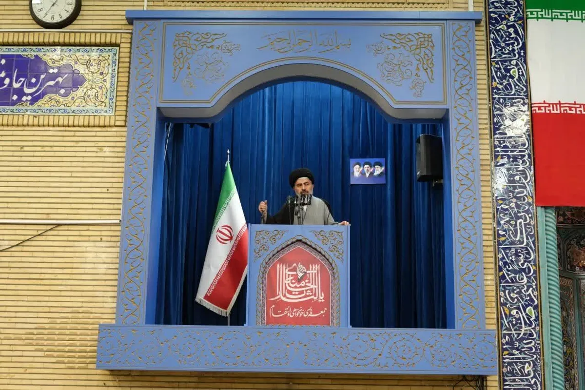 اقتدار ایران در گرو وحدت ملی و تقویت توان دفاعی است