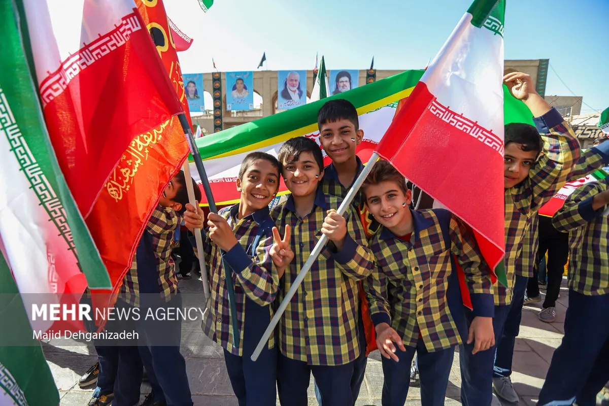 راهپیمایی ۱۳ آبان با مشارکت فعال دانش‌آموزان استان سمنان برگزار می‌شود