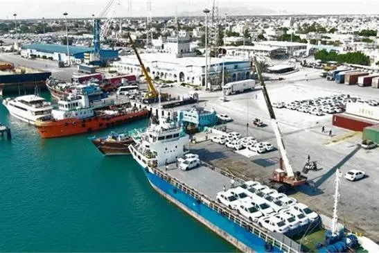 صادرات بیش از یک میلیون تن کالای نفتی و غیر نفتی از بنادر غرب هرمزگان
