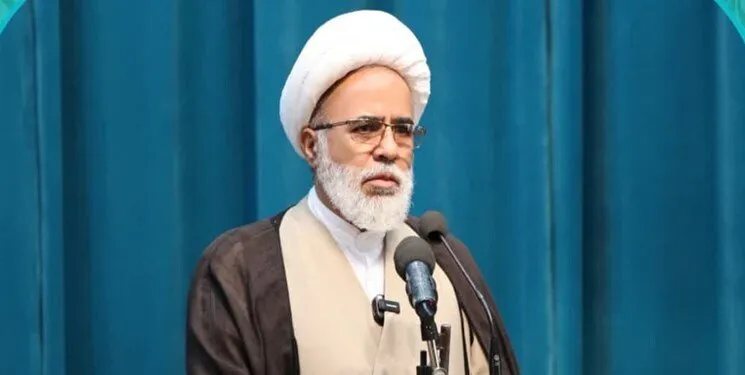 امام جمعه کرمانشاه: استان را با فشارهای پشتپرده اداره نکنید؛ مدیران کرمانشاه مصلوبالاختیار شدهاند؟