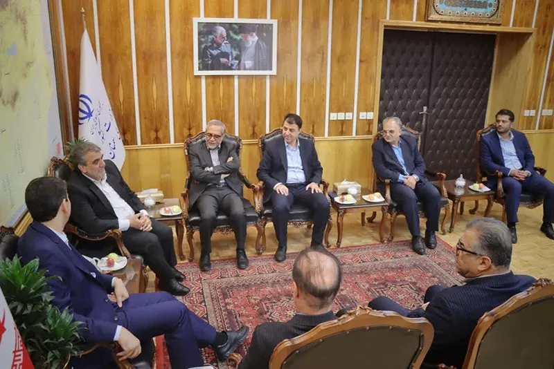 سمنان در مسیر جهش دیجیتال؛ از افتتاح ۱۱۲ پروژه ارتباطی تا شکلگیری قطب فناوری و رونمایی از سند تحول دیجیتال استان سمنان
