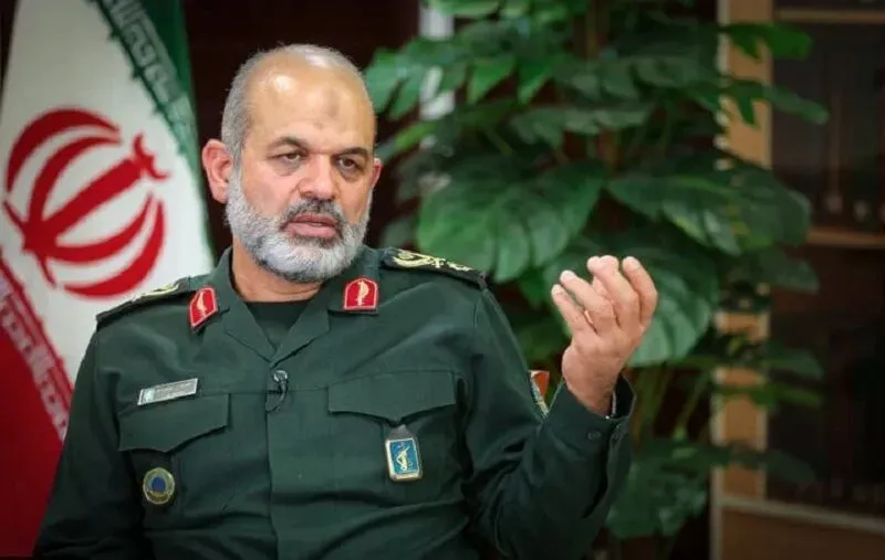 سرلشکر وحیدی، فرمانده کل سپاه: راهبرد ما تغییر ناپذیر است؛ امنیت خلیج فارس و تنگه هرمز، درونزاد و منطقهای است و هیچ قدرت فرامنطقهای حق دخالت در آن را ندارد/ تنگه هرمز، خط قرمز راهبردی تهران است/ آماده پاسخ قاطع و کوبنده به هر گونه خطای محاسباتی دشمن پیرامون ترددهای غیر مجاز شناورها هستیم