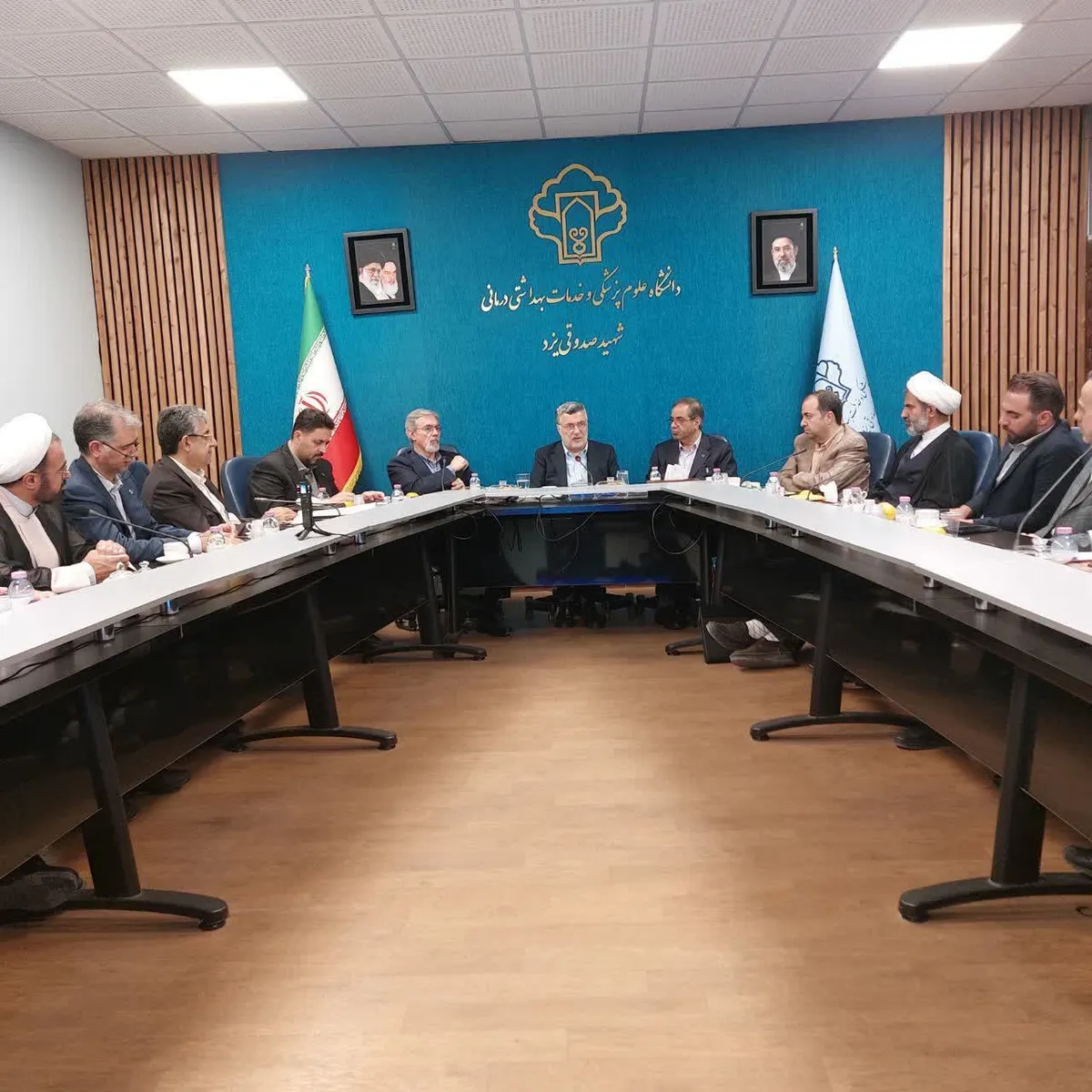 وزیر بهداشت: برنامه عملیاتی برای کنترل دیابت و فشار خون در یزد تدوین میشود