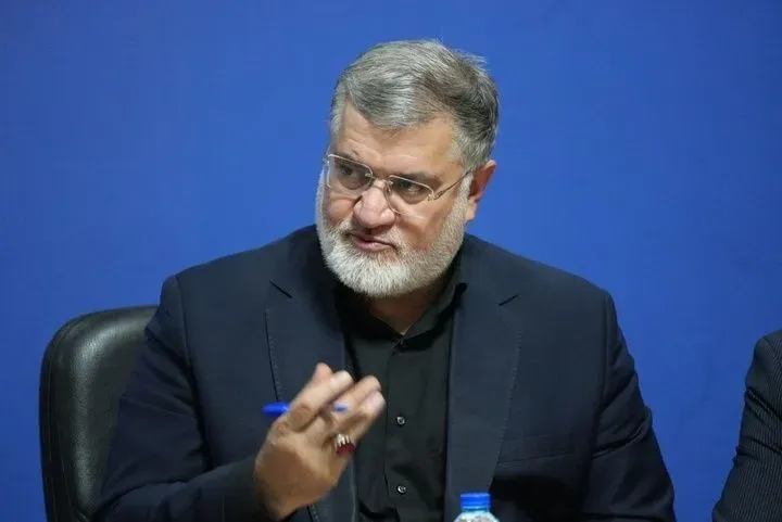 استاندار تهران: در جریان جنگ اخیر، حدود ۴۵ درصد عملیات‌ها متوجه استان تهران بود/ در بخش زیرساختی، بیش از ۱۲۰۰ نقطه از شبکه‌های فوق توزیع، توزیع، انتقال و ترانس‌های برق آسیب دید/ نزدیک به هزار واحد اقتصادی و تولیدی نیز خسارت دید/ بیش از یک‌ سوم شهدای جنگ، مربوط به پایتخت بودند/ در حوزه آب نیز برخی شب