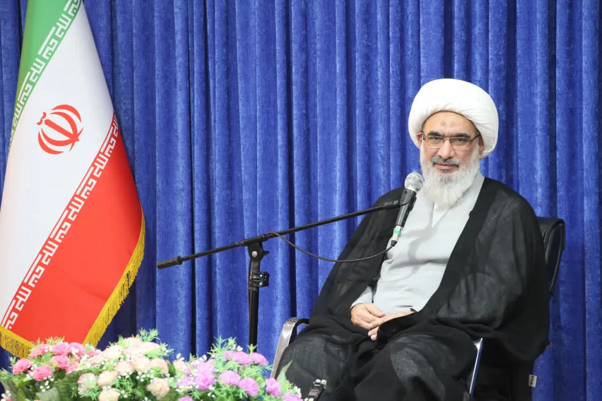 صفایی‌بوشهری: خدمات حمایتی به طلاب استان‌ها توسعه یابد