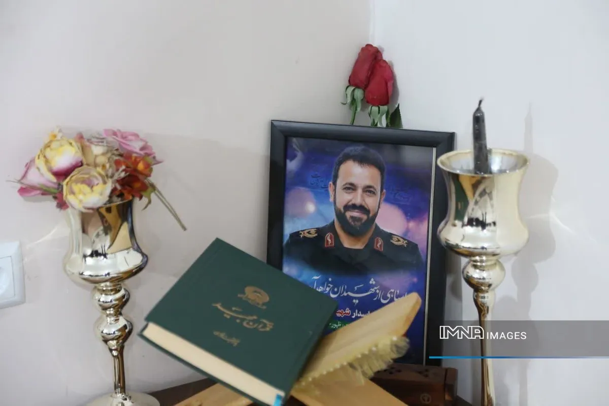 شهید کهریزی ابرقدرت‌ها را به عقب راند و خار چشم دشمنان بود
