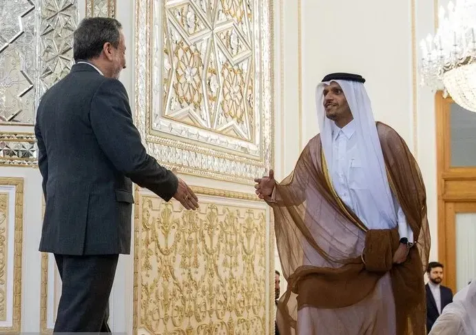 خبرنگار المیادین در تهران: محافل ایرانی تأکید میکنند که پیشنهاد قطر برای پایان دادن به جنگ، حاوی نکته جدیدی نیست / مقامهای ایرانی معتقدند که ترامپ میخواهد پرونده هستهای را وارد مذاکرات کند؛ موضوعی که ایران با آن مخالف است
