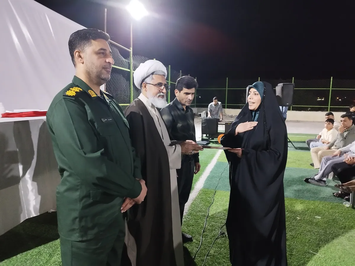 جشن ولادت حضرت زینب (س) و قدردانی از پرستاران در بستک