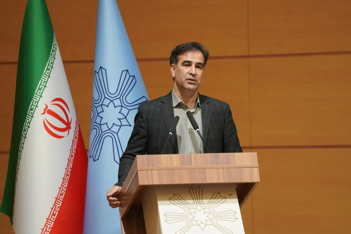 نیروگاه خورشیدی ۳ مگاواتی در دانشگاه محقق اردبیلی احداث میشود