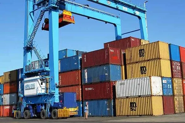 صادرات ۵۷۷ میلیون دلاری و افزایش ۳۲۰ درصدی درآمدها درگمرک مهران